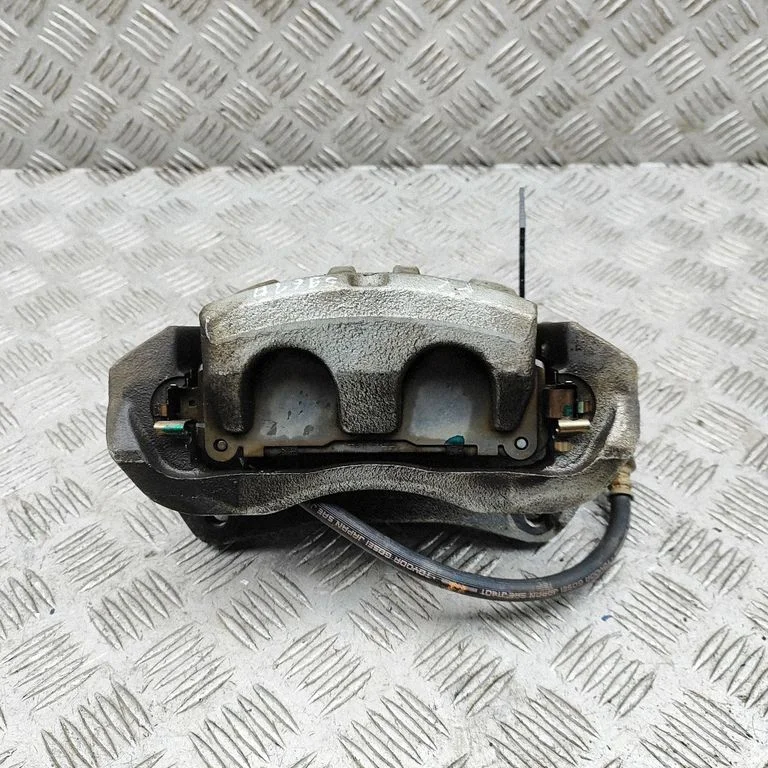Front brake caliper 4775042130
