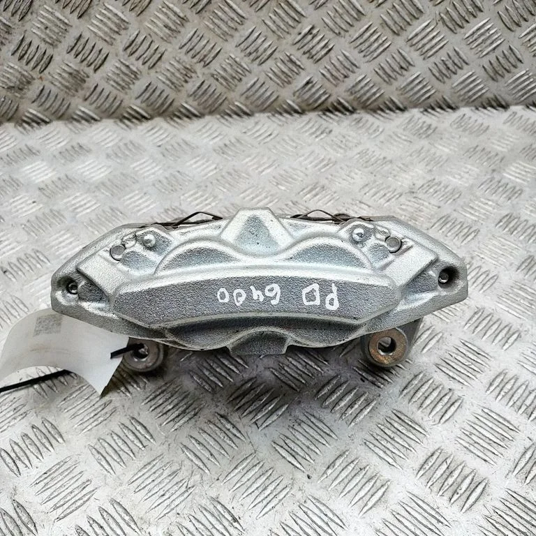 Front brake caliper 4773060470