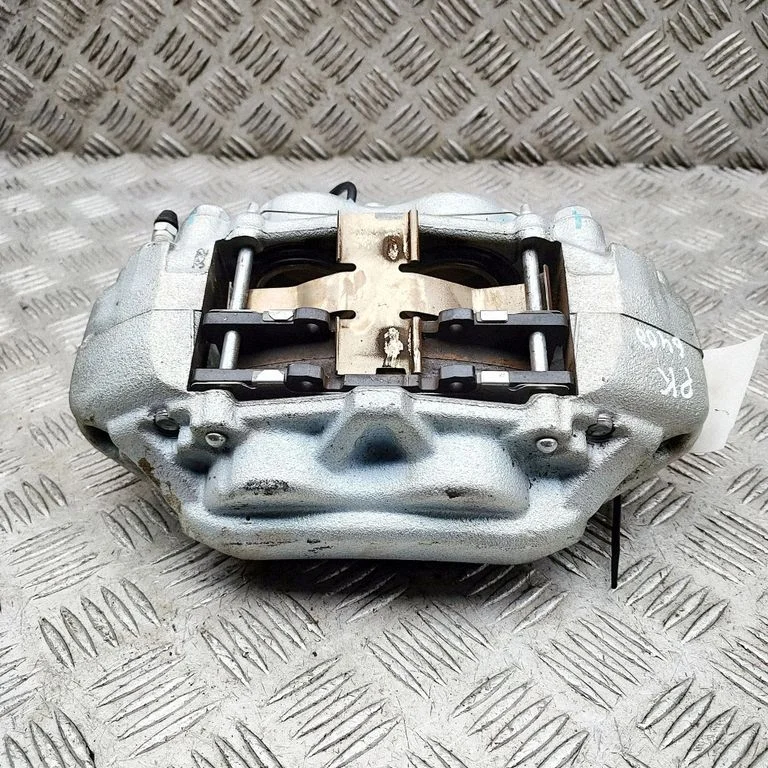 Front brake caliper 4775060470