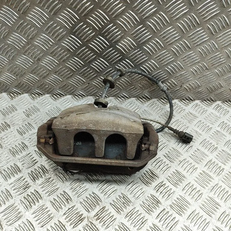 Esimene pidurisadul 1EA615106K