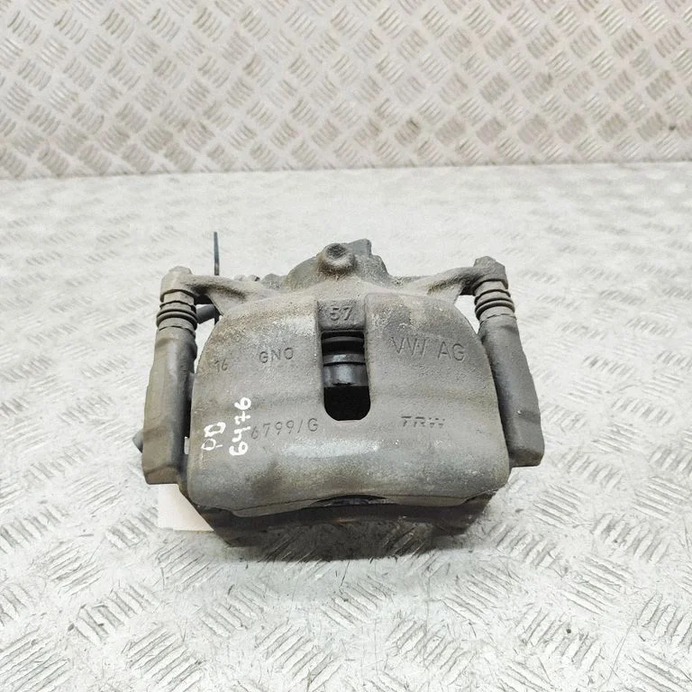 Front brake caliper 8V0615124D