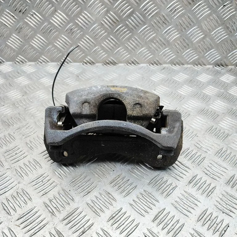 Esimene pidurisadul 4605A201