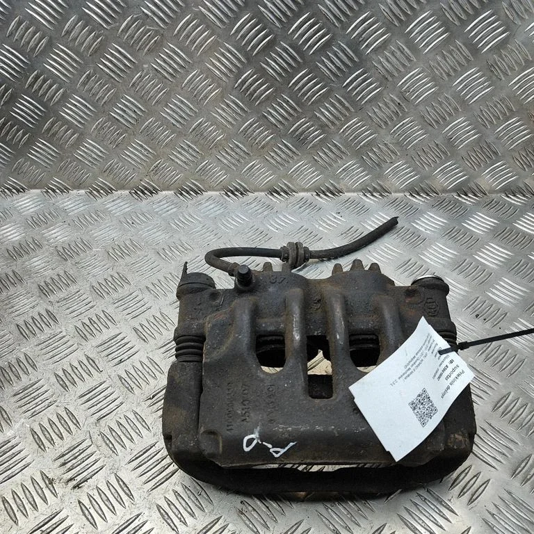 Front brake caliper 93167543