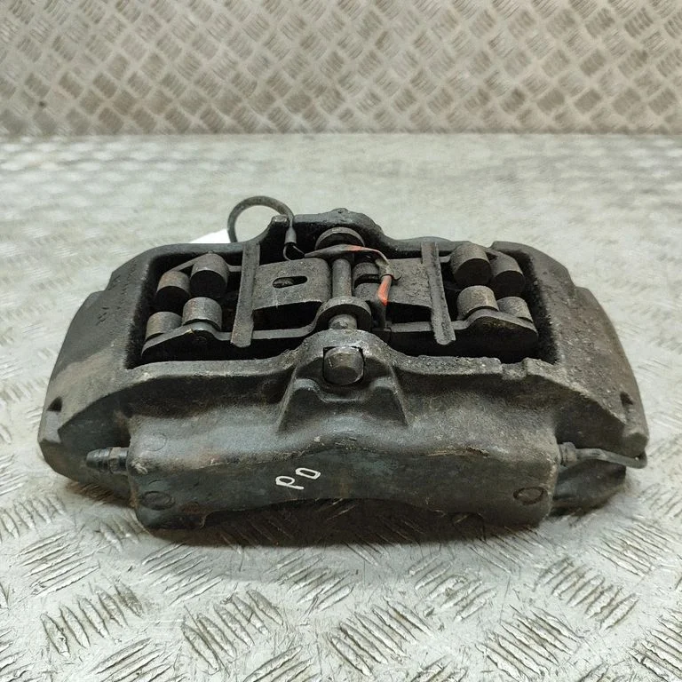 Front brake caliper – Audi Q7 4L (2005-2015)