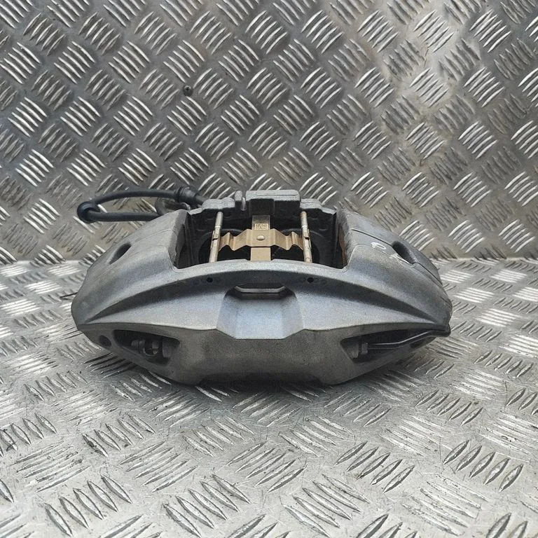 Priekšējais bremžu suports 8844337