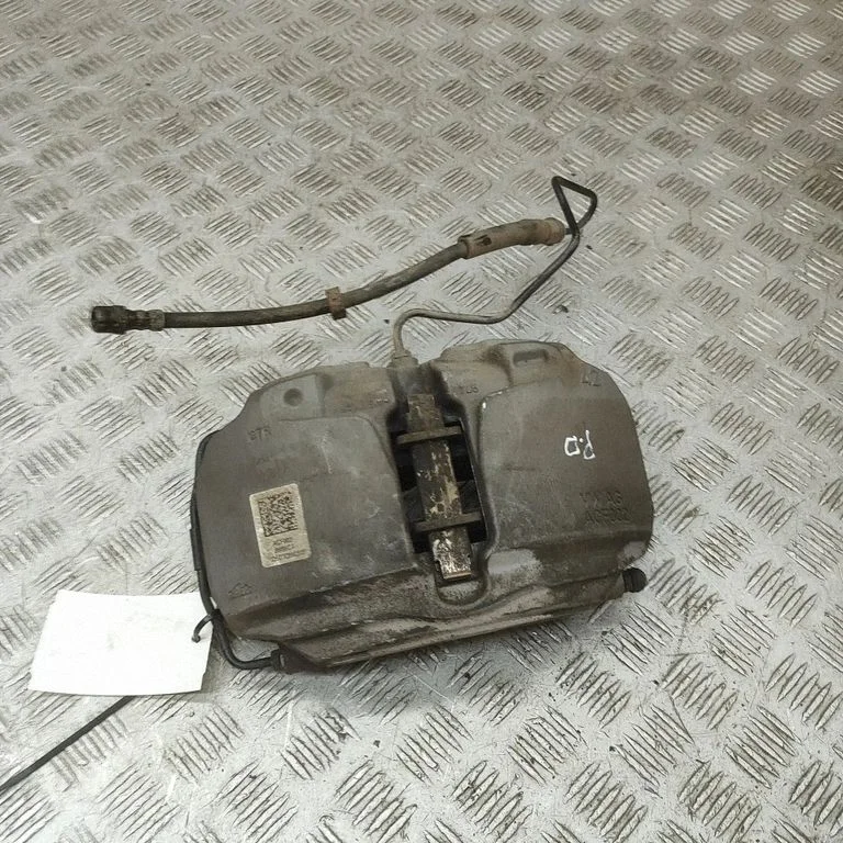 Esimene pidurisadul 8W0615108D