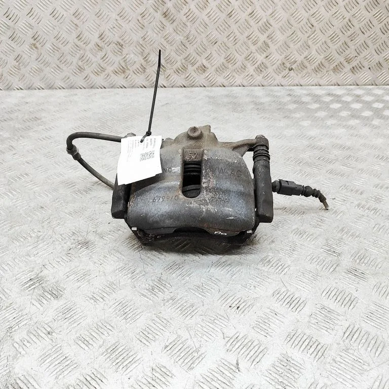 Esimene pidurisadul 8V0615124D