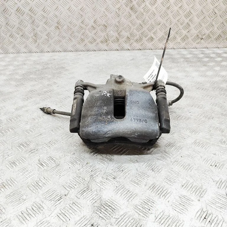 Esimene pidurisadul 8V0615123D