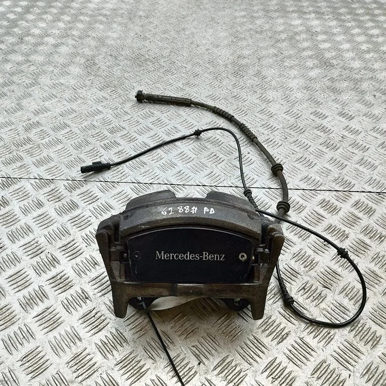 Priekšējais bremžu suports A1675405200