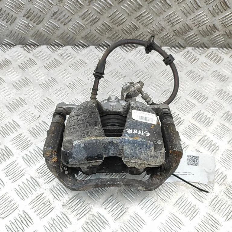 Front brake caliper 1647879980