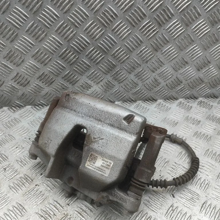 Esimene pidurisadul 1EA615105Q