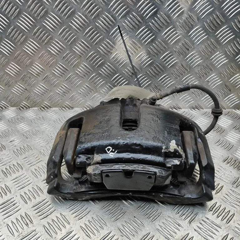 Priekšējais bremžu suports 7846702
