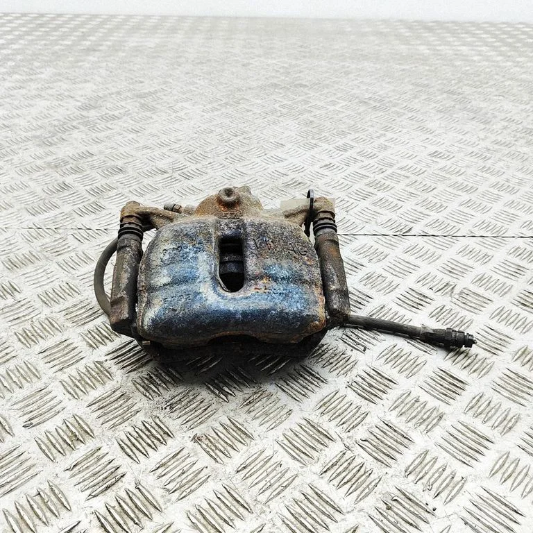 Front brake caliper – Volkswagen Caddy (2020-)