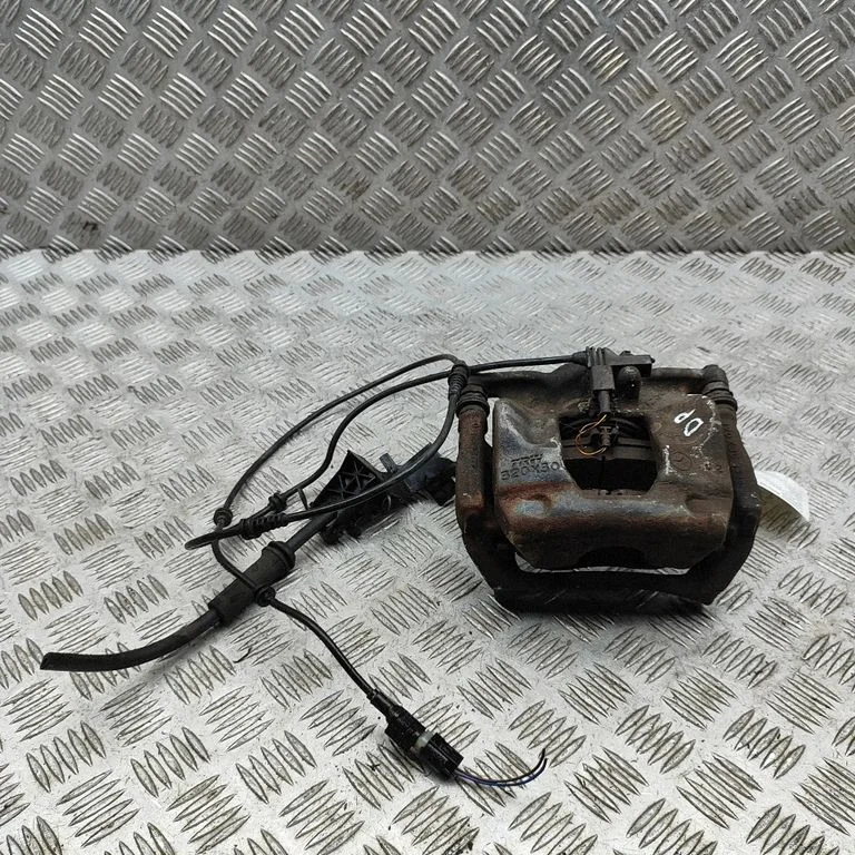 Priekšējais bremžu suports A0004233481