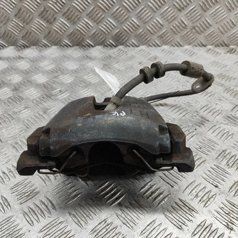 Esimene pidurisadul AV612B294AA