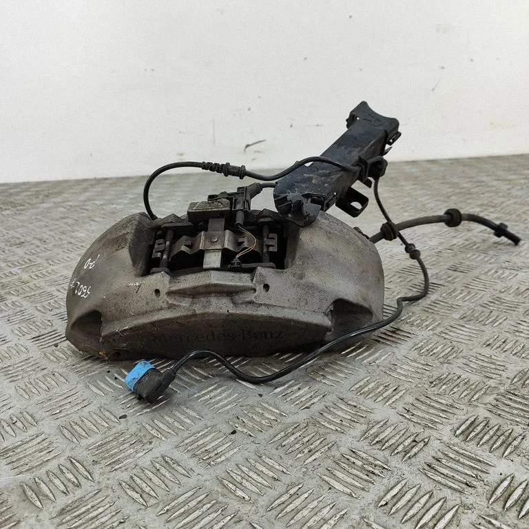 Front brake caliper – Mercedes-Benz C-Class W205 (2014-2021)