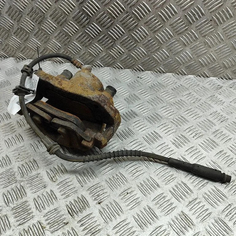 Front brake caliper – Toyota Proace (2016-)