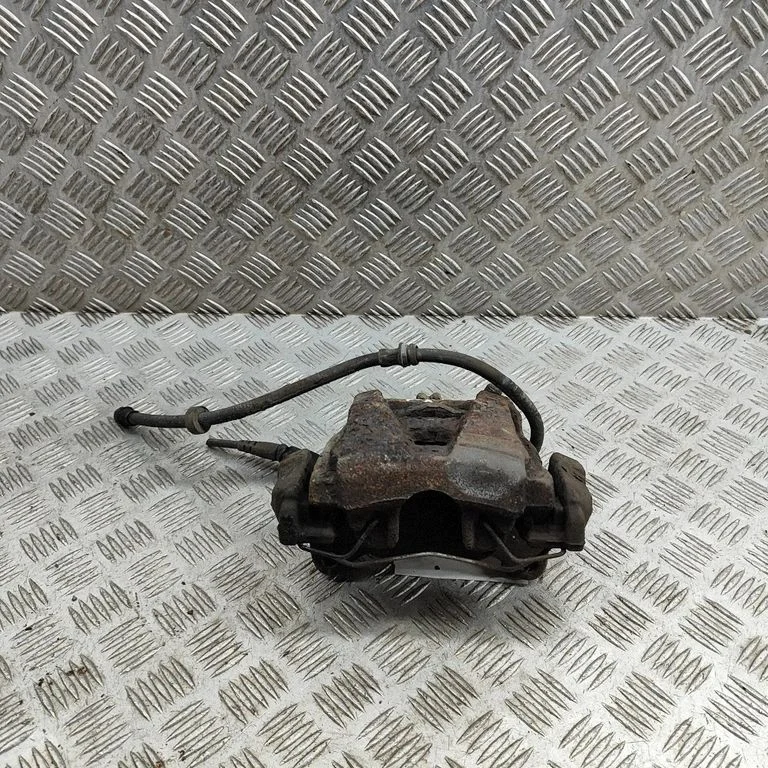 Front brake caliper 5N0615123