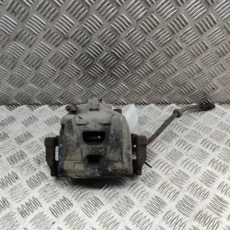 Front brake caliper 5N0615124