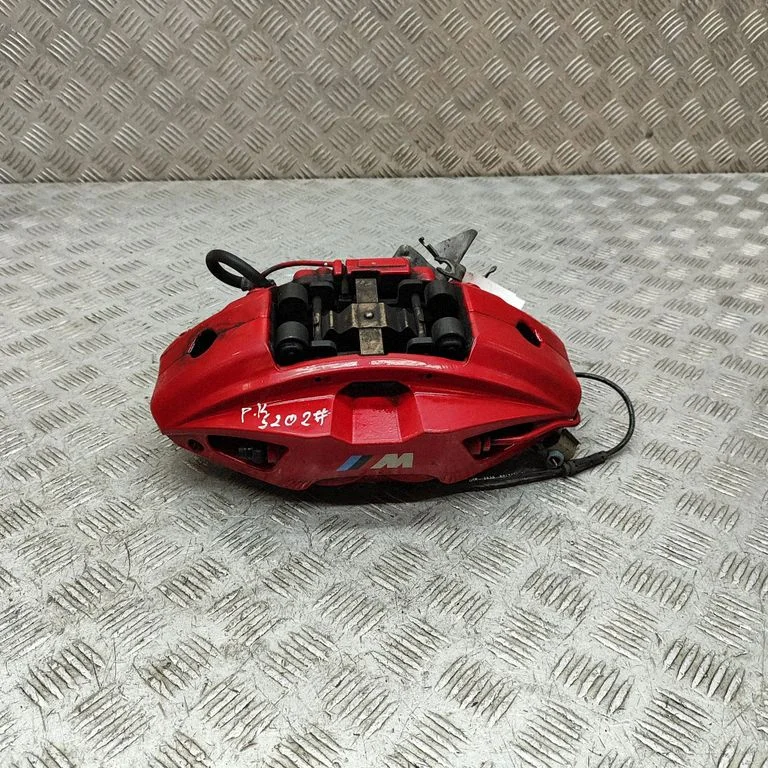Front brake caliper 8843351
