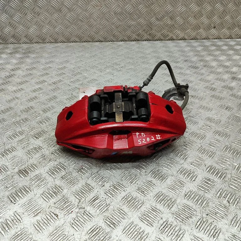 Front brake caliper 8843352