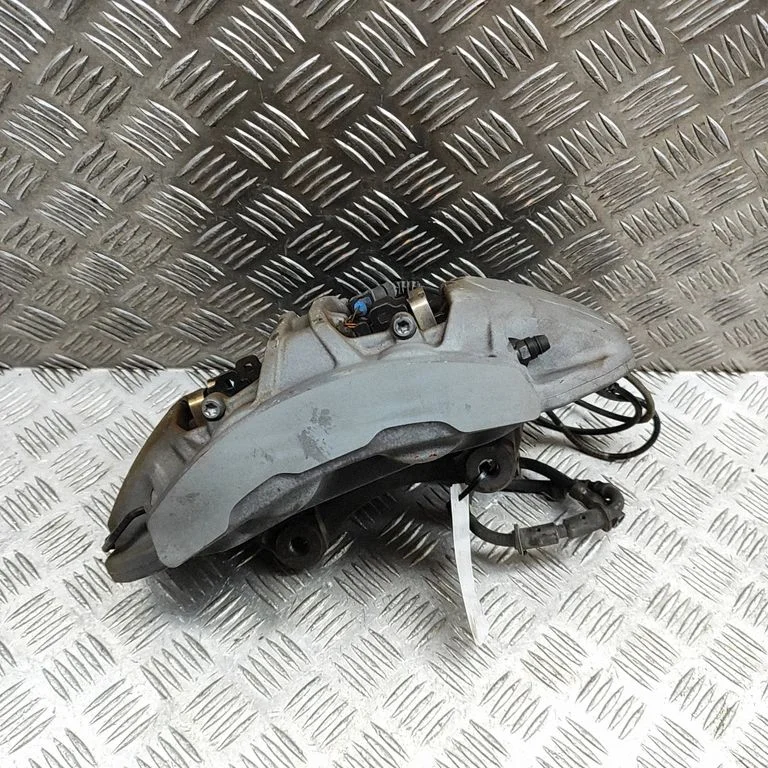 Zacisk hamulcowy przedni – Mercedes-Benz EQS V297 (2021-)