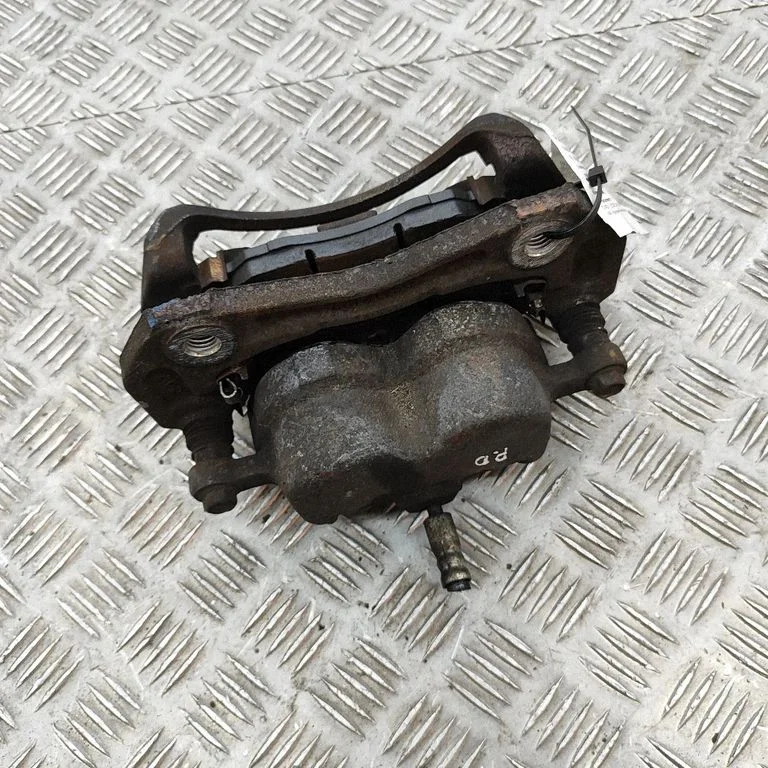 Front brake caliper 96626068