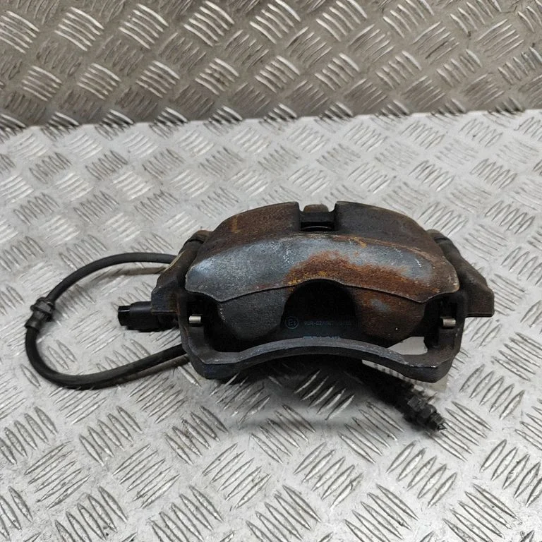 Front brake caliper 5G0615124E