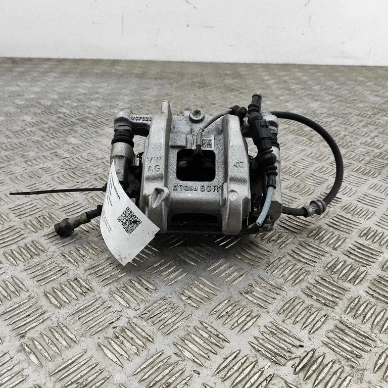Front brake caliper 1EA615124