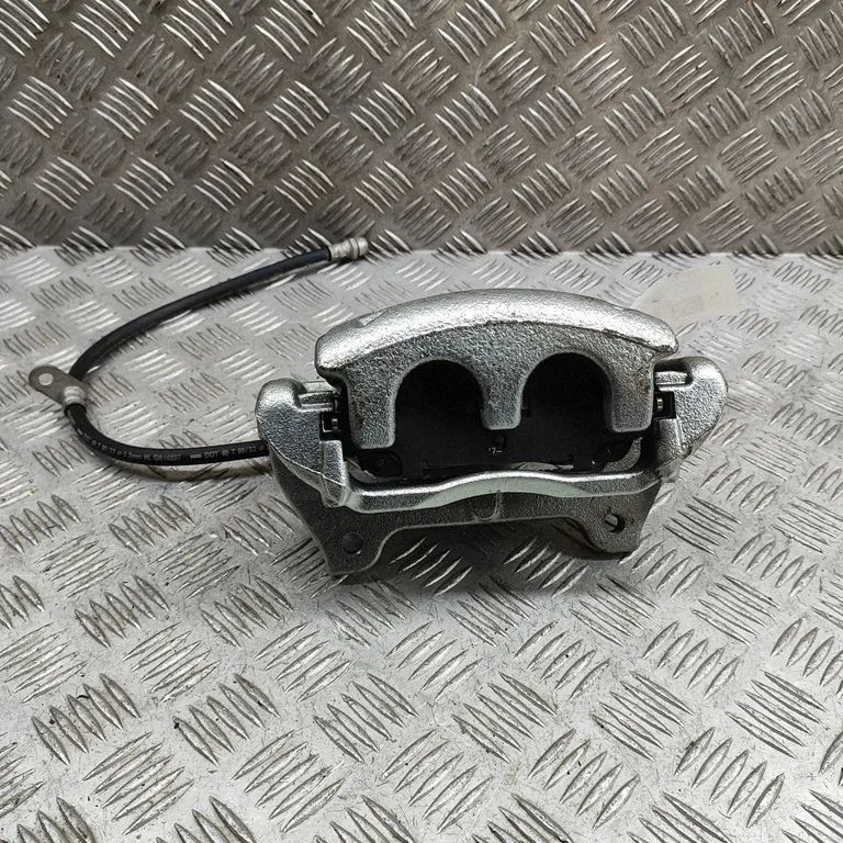 Priekšējais bremžu suports 47730F9010