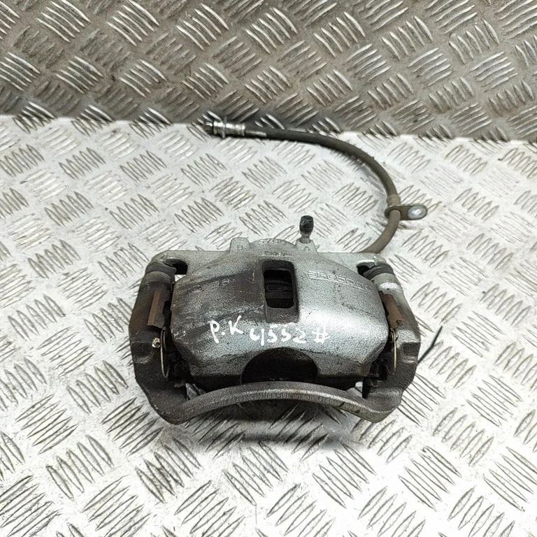Front brake caliper 5510261M01999