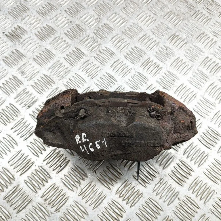 Esimene pidurisadul LR017742