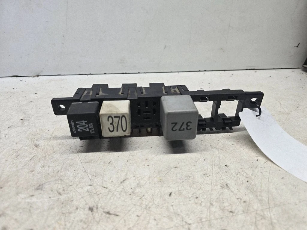 Fuse box set – Audi A4 S4 B5 8D (1994-1999)