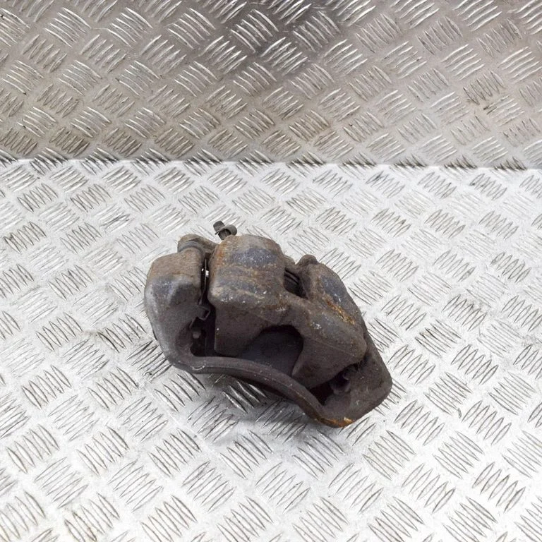 Front brake caliper – Mercedes-Benz CLC-Class CL203 (2008-2011)