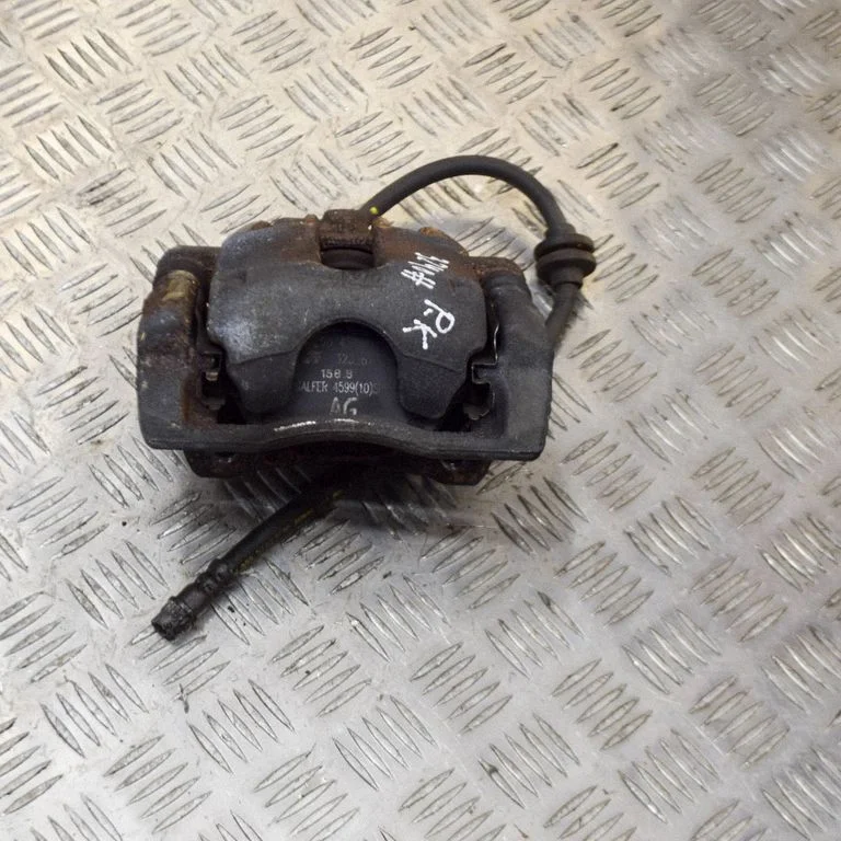 Esimene pidurisadul – Renault Captur (2013-2020), vasak
