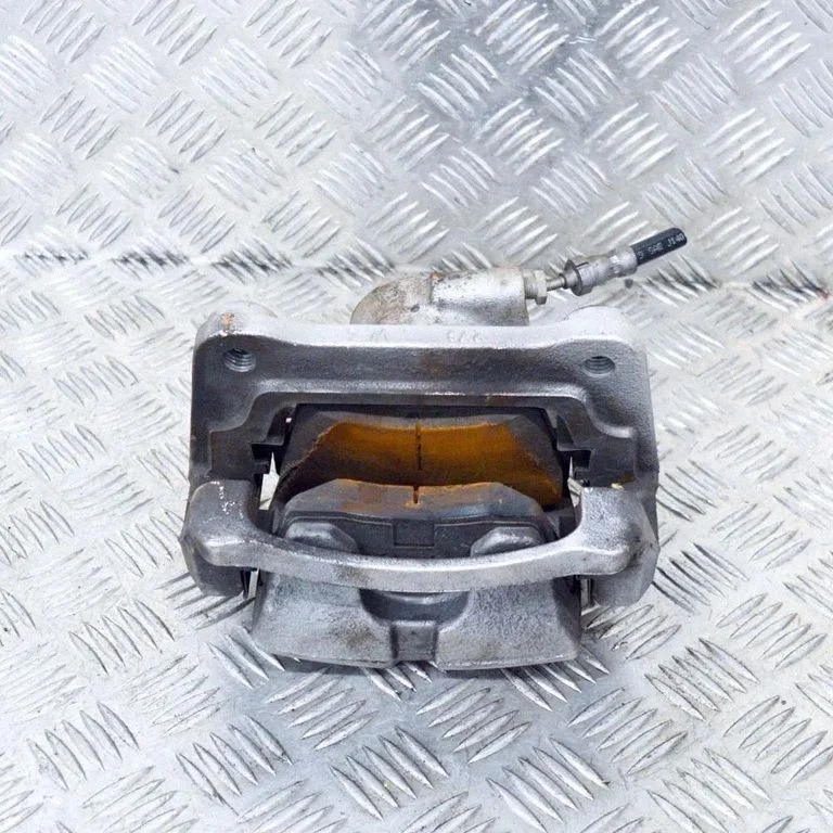 Front brake caliper P31445684