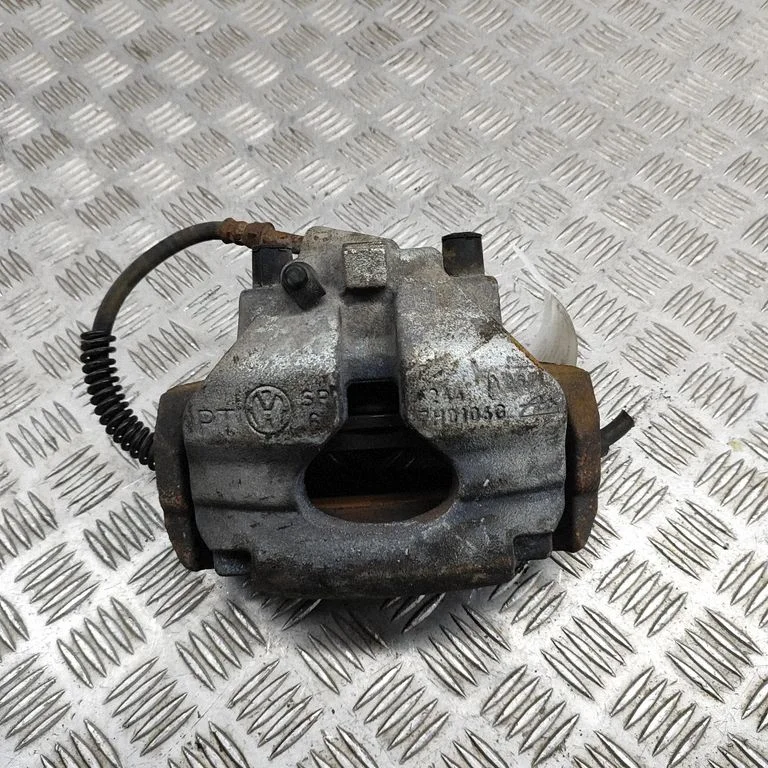 Front brake caliper – Volkswagen Transporter - Caravelle T6 (2016-)