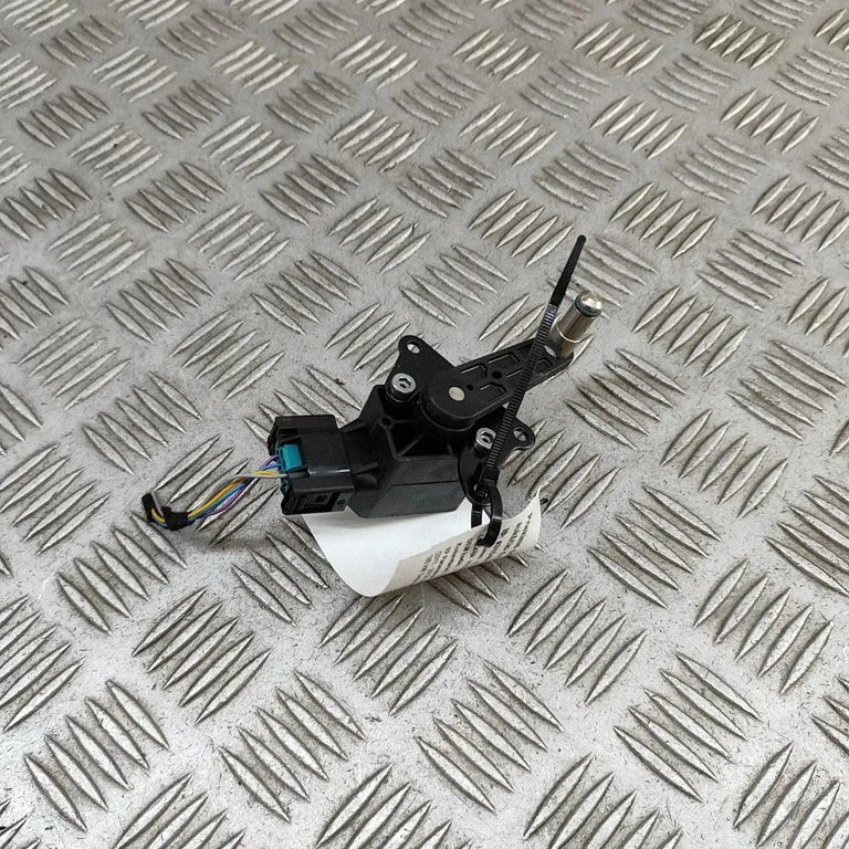 Bremžu pedāļa sensors – BMW 3. sērija F30 F35 F31 (2012-2018)