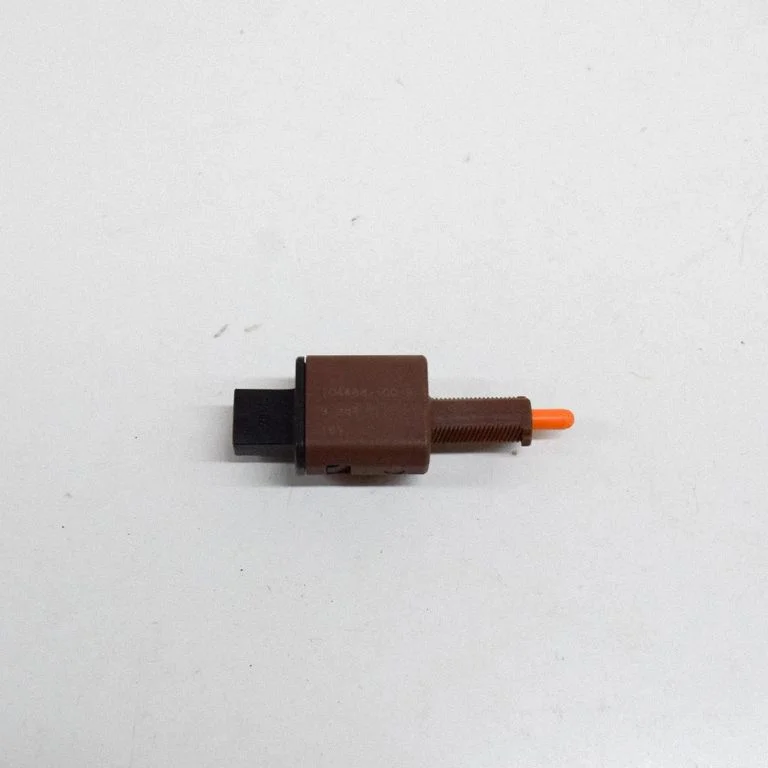 Brake pedal sensor switch – Tesla Model Y (2020-)