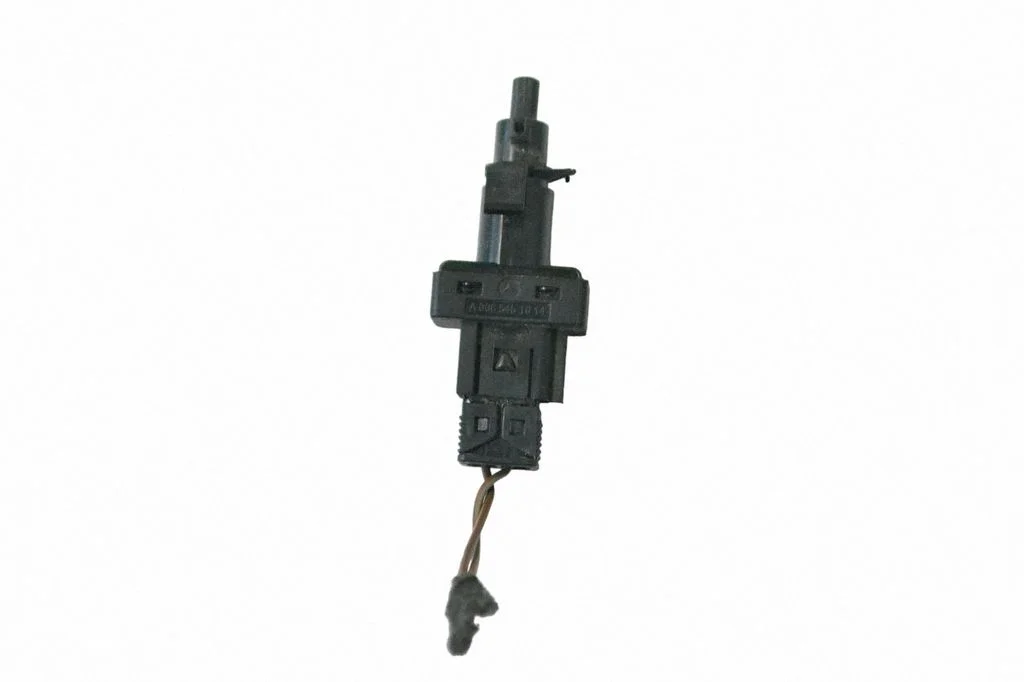 Brake pedal sensor switch – Mercedes-Benz Vito Viano W639 (2003-2014)