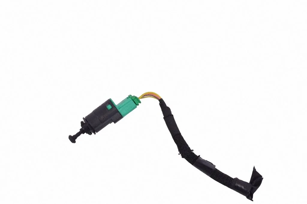 Brake pedal sensor switch