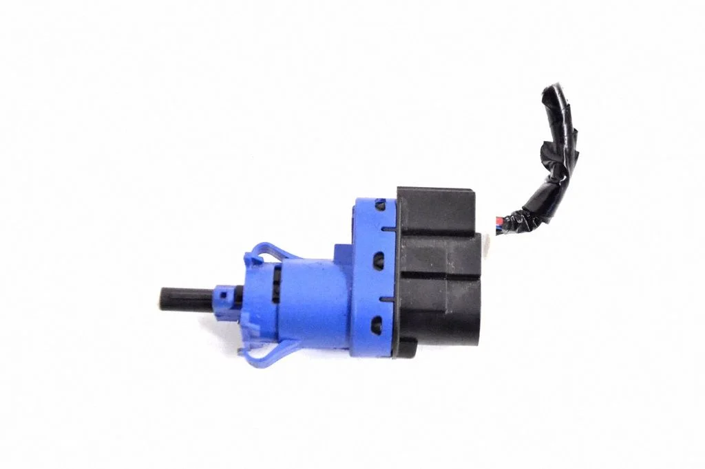 Brake pedal sensor switch