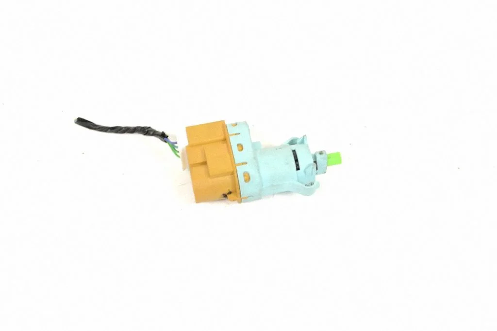 Brake pedal sensor switch 52092117