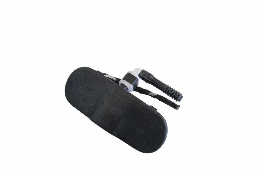 Priekšējā stikla logu šķidruma sprausla(-s) 8T0955987