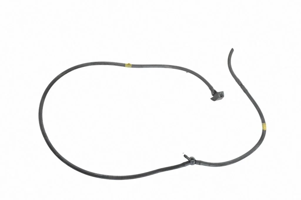 Windshield washer spray nozzle