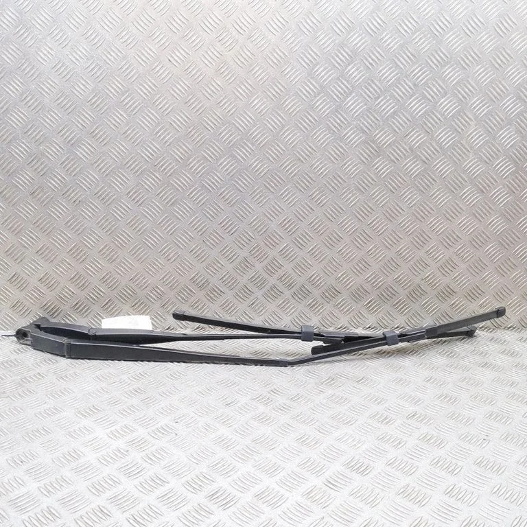 Windshield/front glass wiper blade – Mazda CX-60 (2022-)