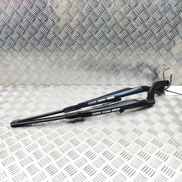 Windshield/front glass wiper blade 6W8317B589BD