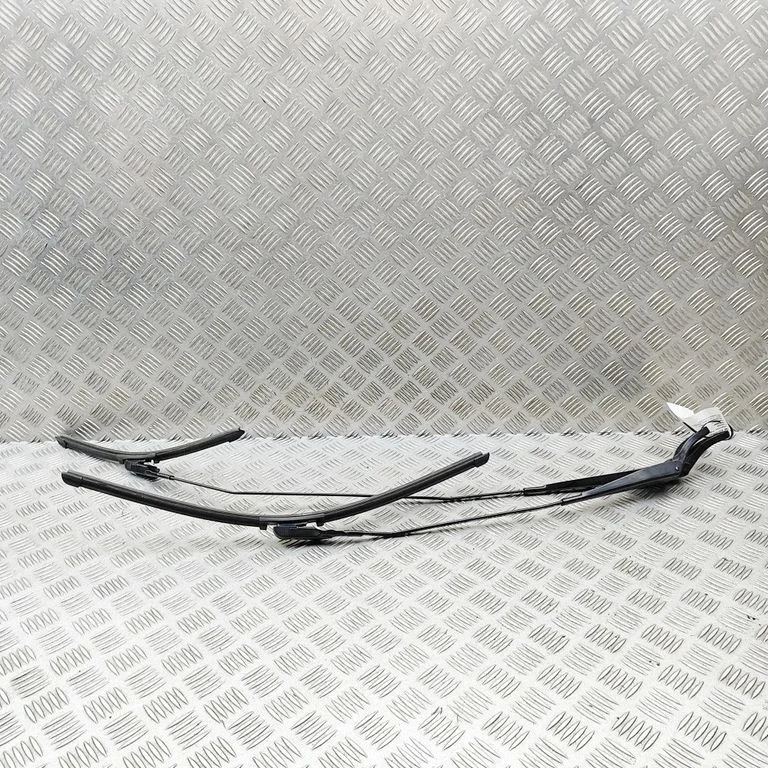 Priekšējā stikla tīrītājs 288863986R