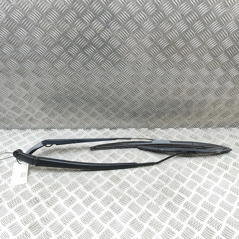 Priekšējā stikla tīrītājs 852210D230