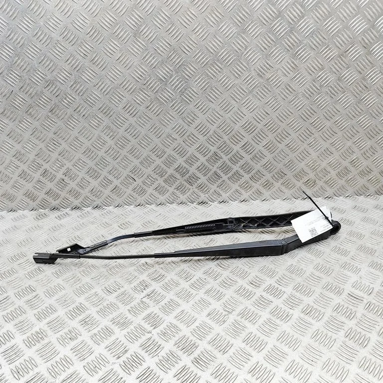 Windshield/front glass wiper blade – Land Rover Discovery Sport (2014-)
